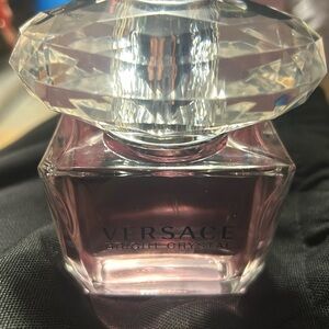versace bright crystal 90ml. 3.0 fl oz. opened, squirt 1 time, packed it up.